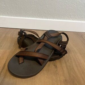 Chaco Men's 12 Brown and Orange Sandals